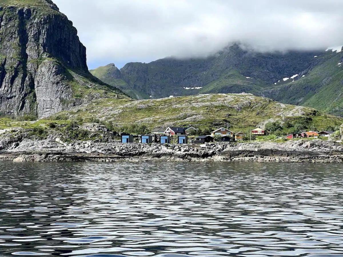 High End Sea At A In Lofoten Apartment *