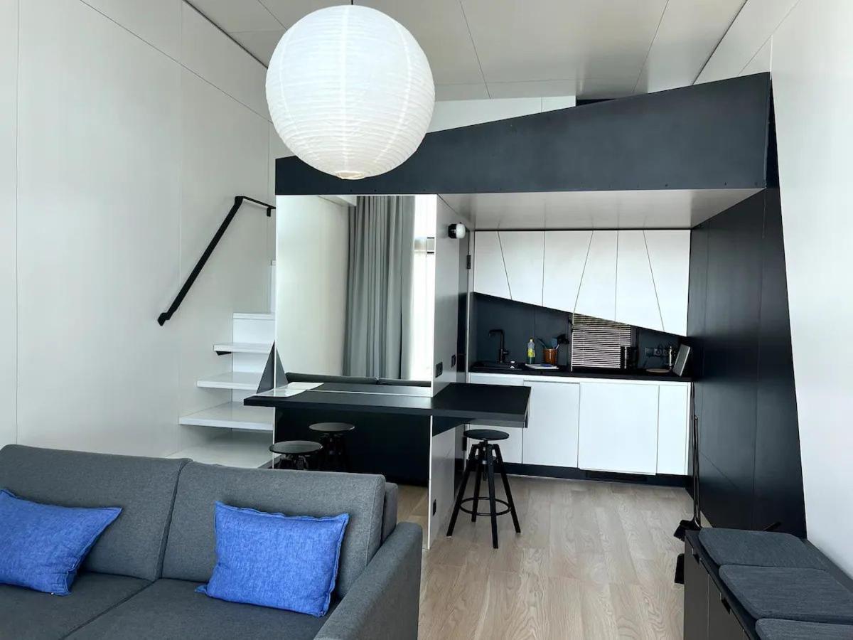 High End Sea At A In Lofoten Apartment