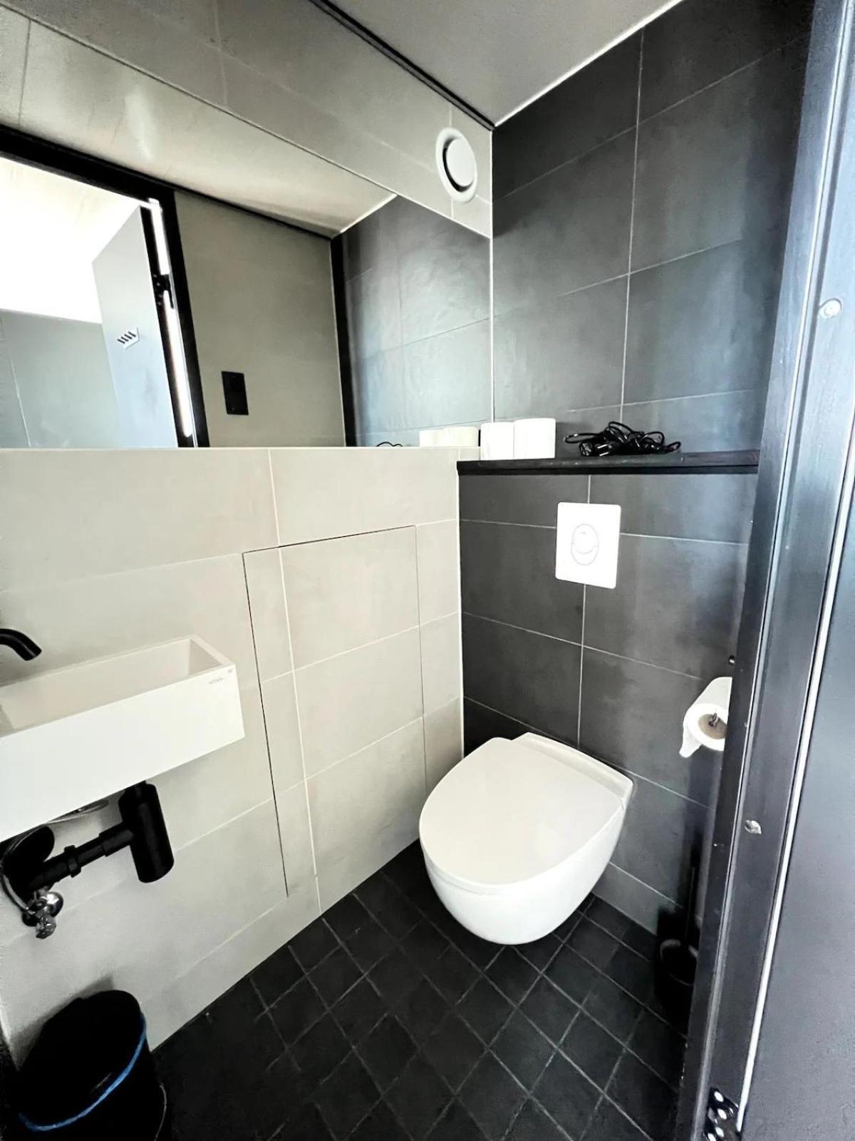 High End Sea At A In Lofoten Apartment Moskenes