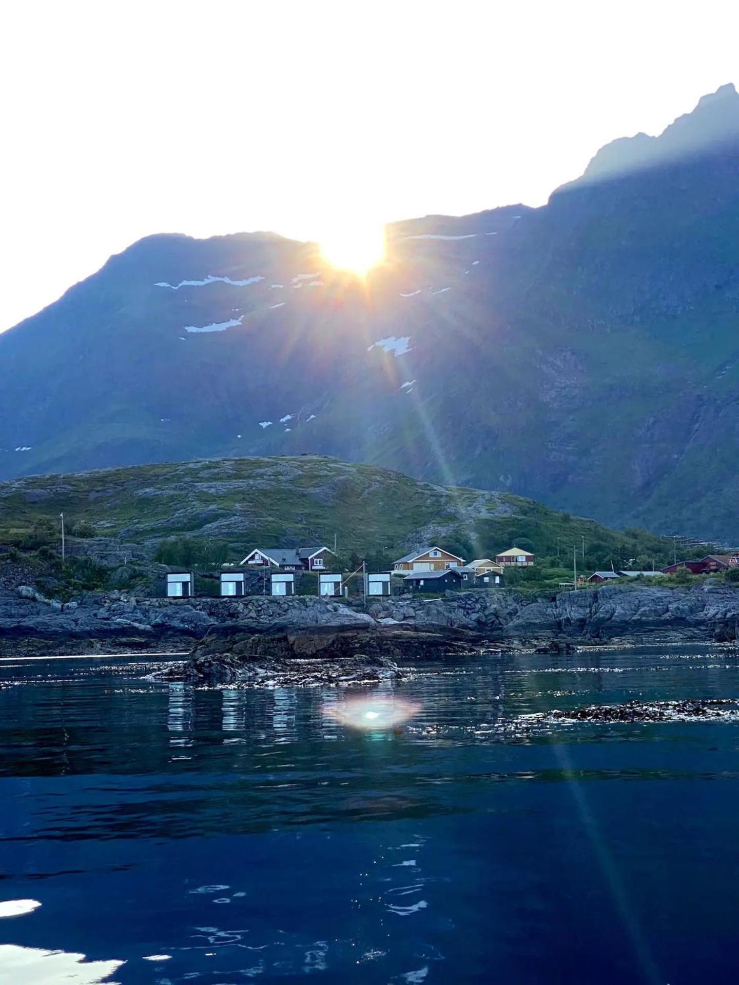 Apartment High End Sea At A In Lofoten *