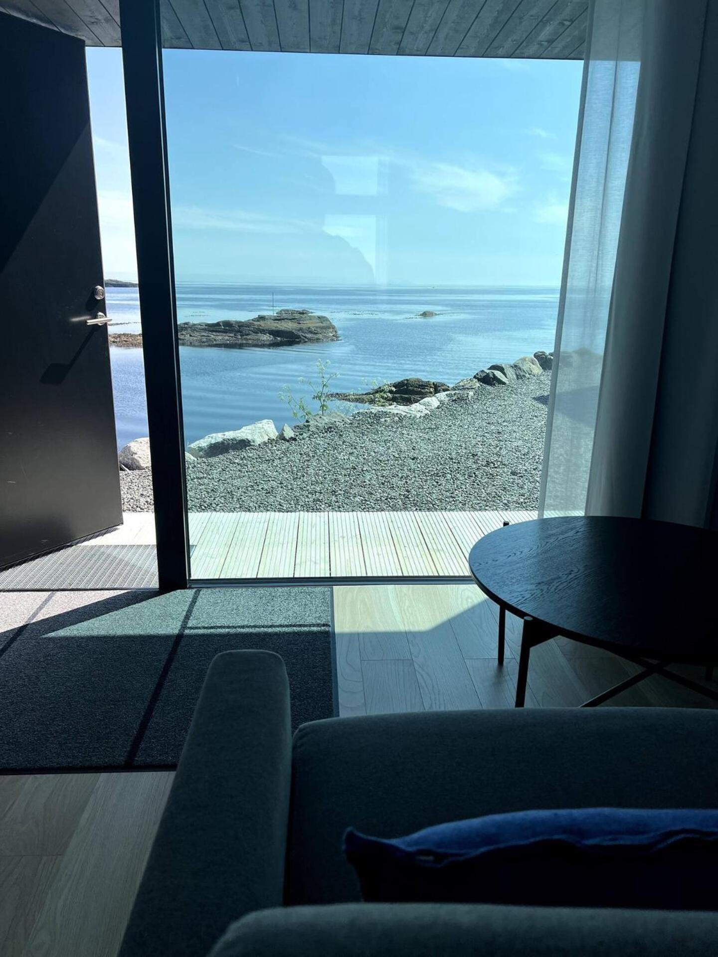 High End Sea At A In Lofoten * Moskenes